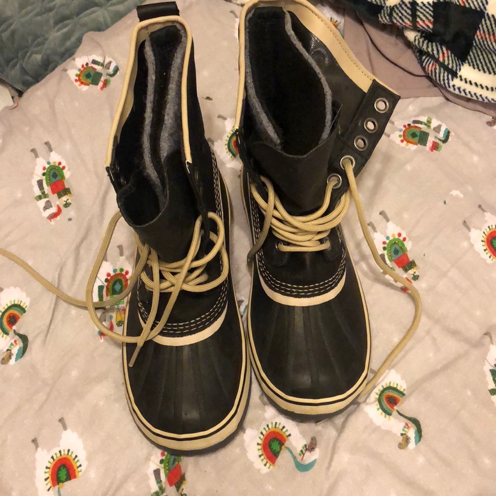 Brand new Sorel winter boots waterproof